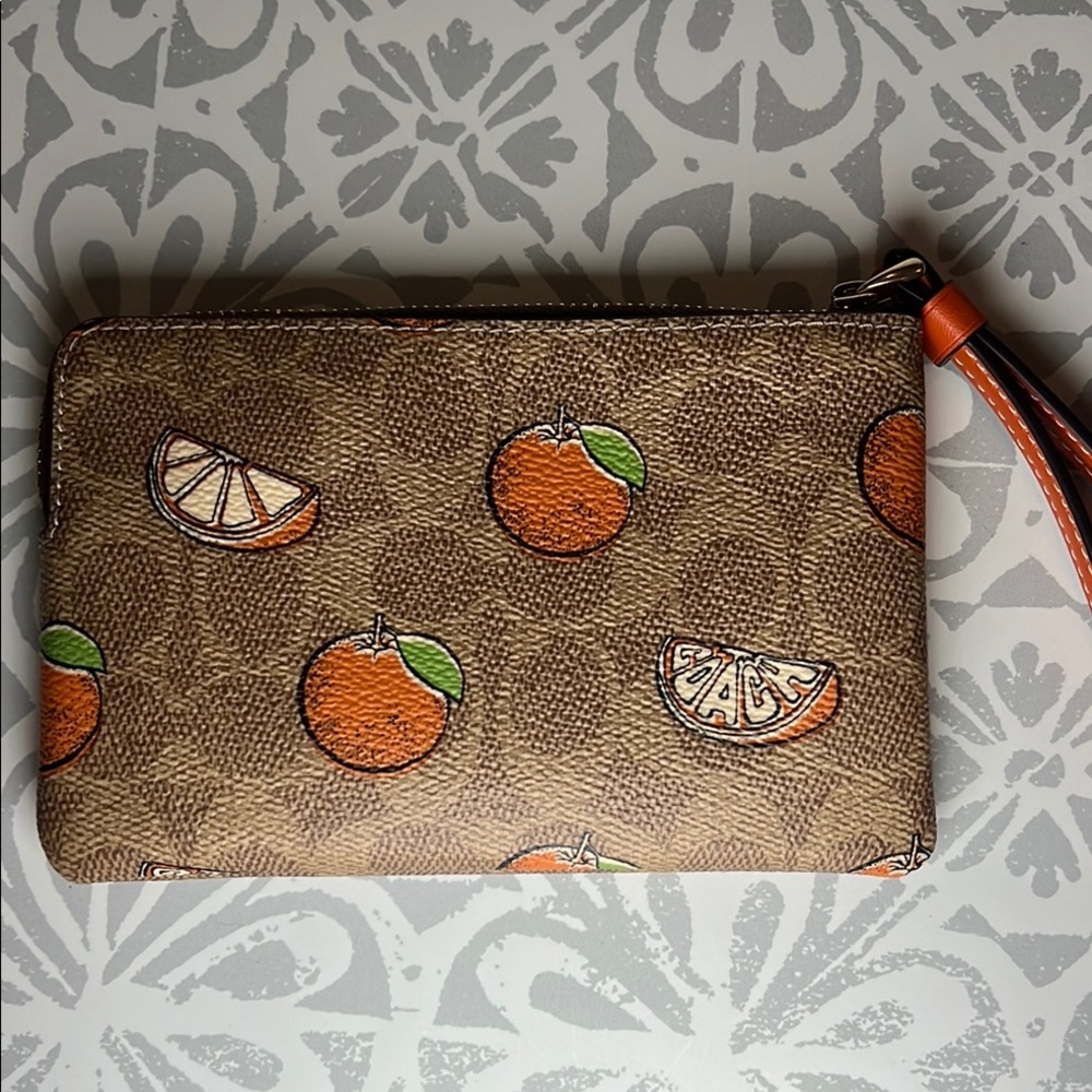 Coach Signature Canvas Citrus Print Wristlet | NWT | Orange Trim | Summer Resort - Picture 6 of 16